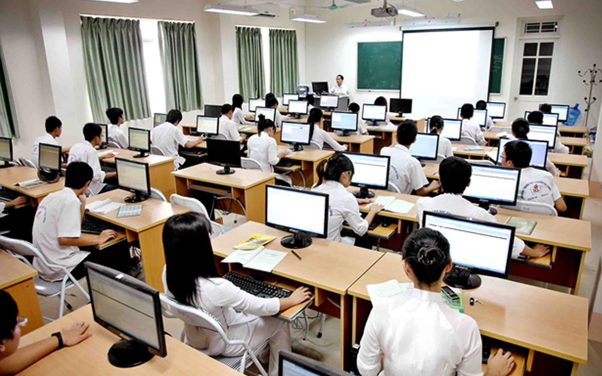 Ứng dụng thiết bị gi&aacute;o dục c&ocirc;ng nghệ th&ocirc;ng tin c&oacute; lợi &iacute;ch g&igrave;?